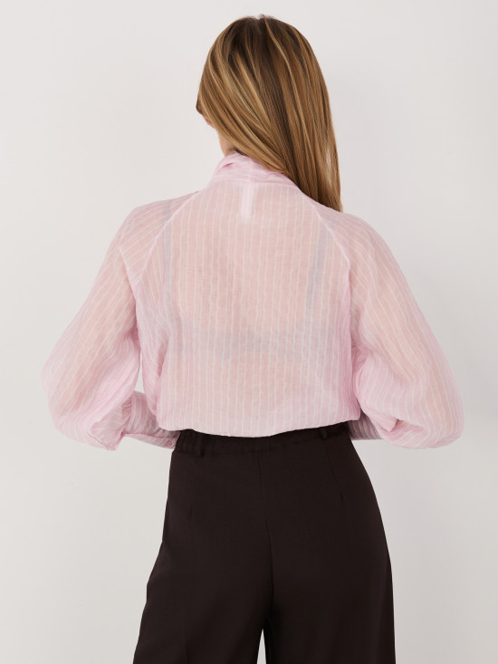 Różowa koszula w paski ze sznurowanym dekoltem