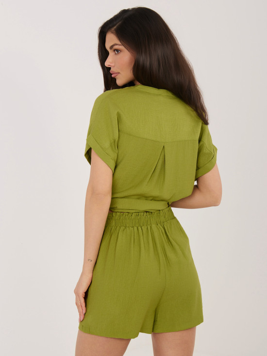 Damskie oliwkowe szorty z paskiem