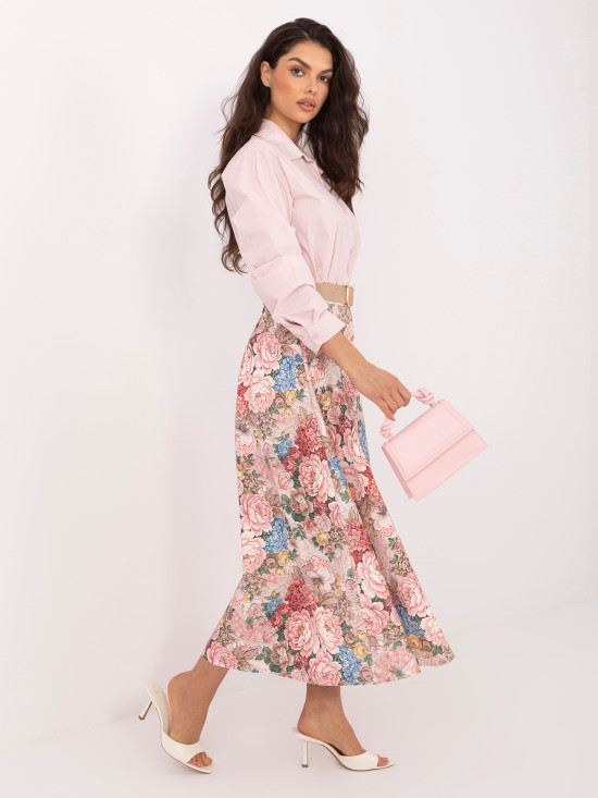 Różowa spódnica midi w kwiaty z paskiem