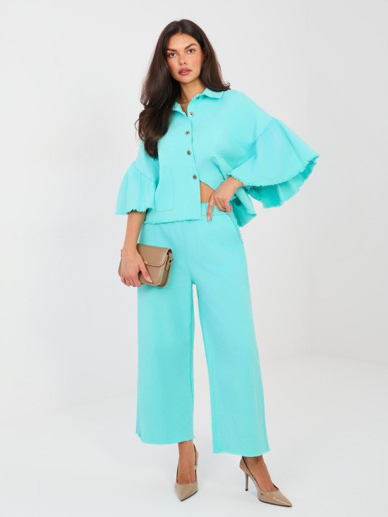 Krótka kurtka jeansowa z falbaną w kolorze turkusowym