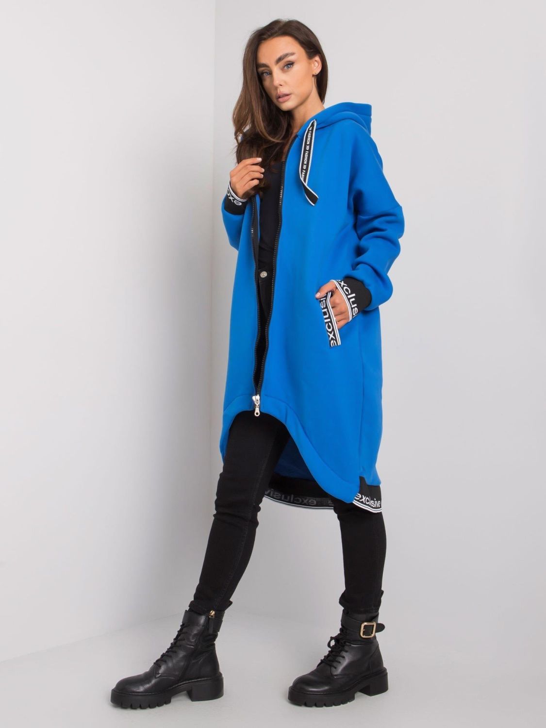 Ciemnoniebieska bluza damska rozpinana