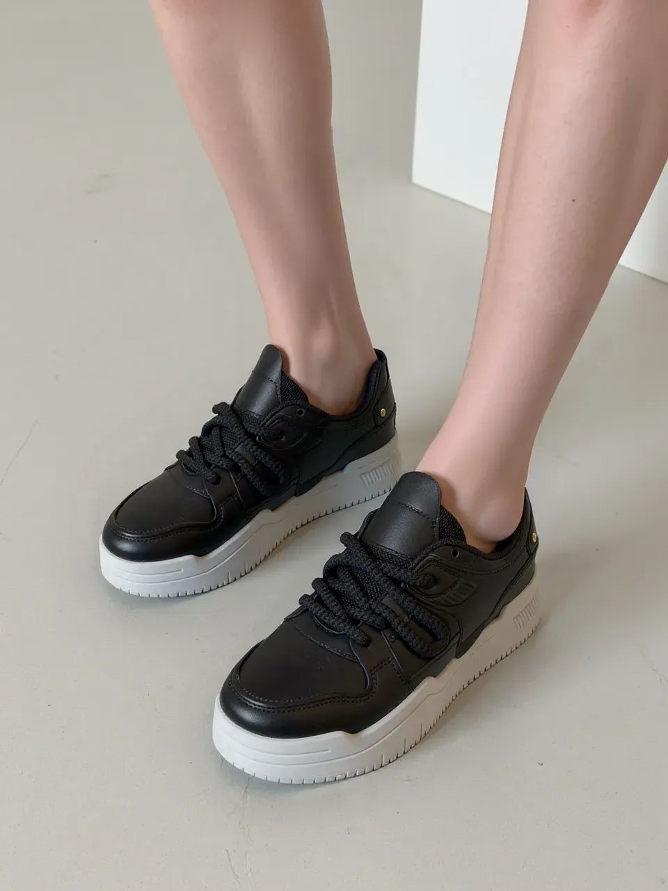 Damskie Trampki FLARE BLACK