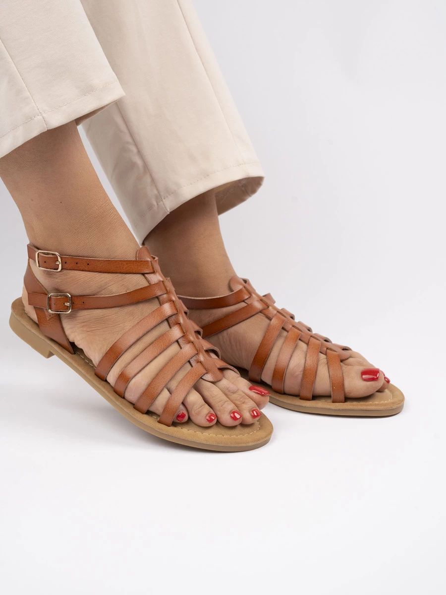 Klapki damskie eleganckie w kolorze Camel