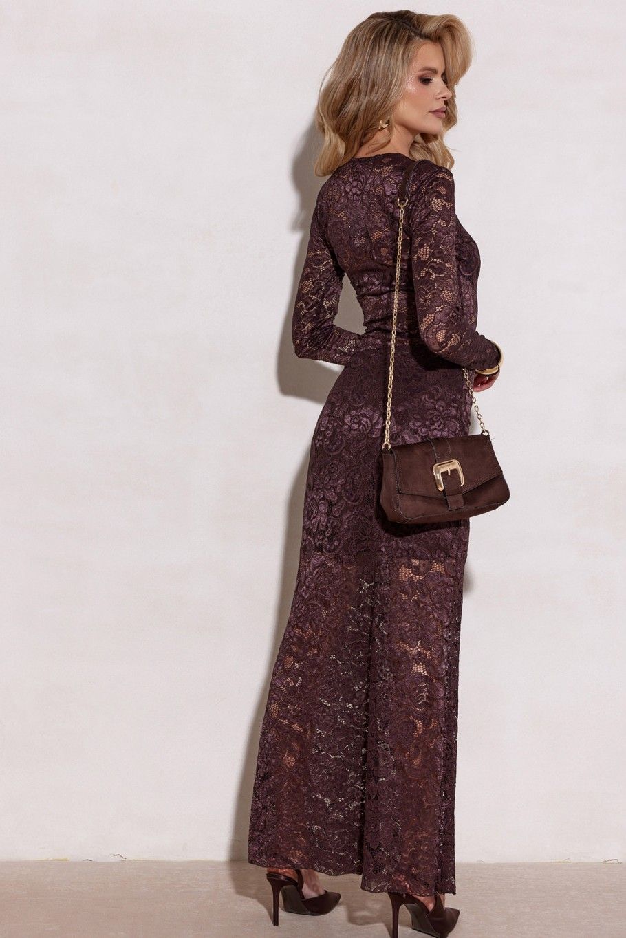 Ciemnobrązowa spódniczka z koronką