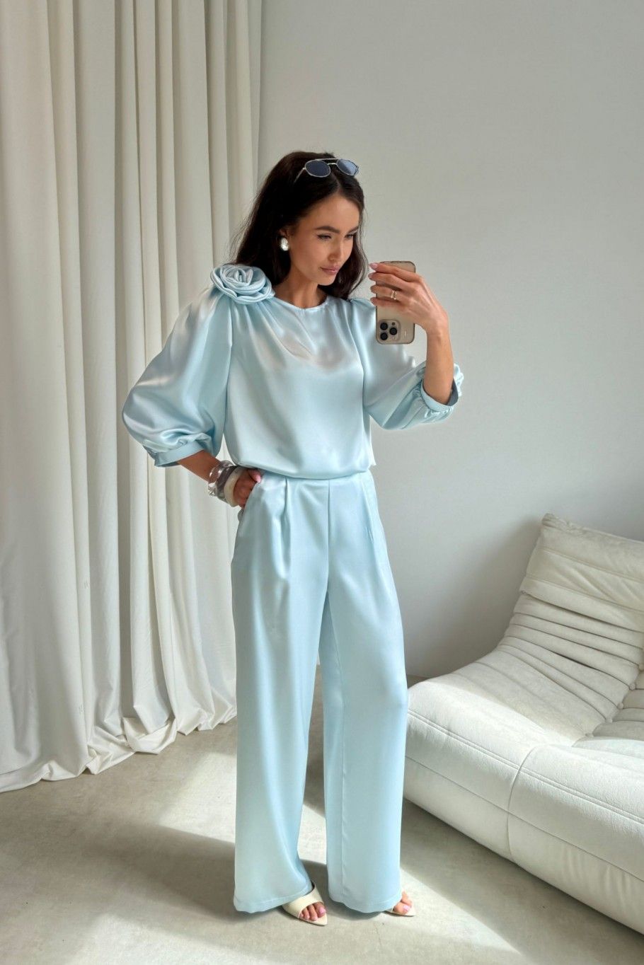 Spodnie w kolorze baby blue
