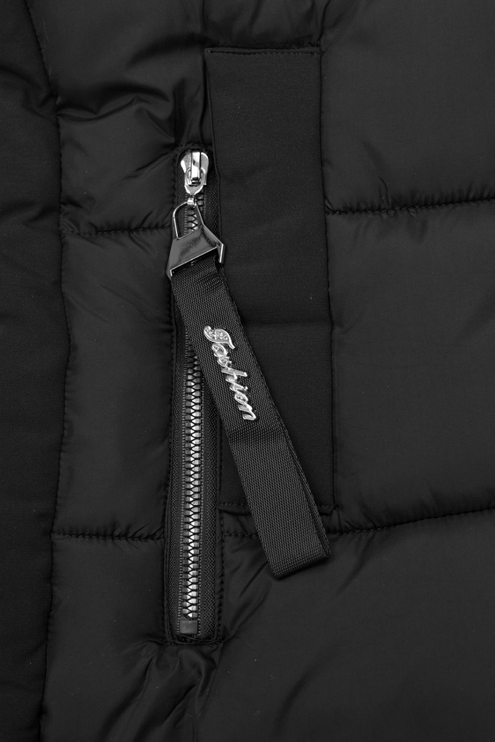 Szara długa kurtka zimowa z futerkiem