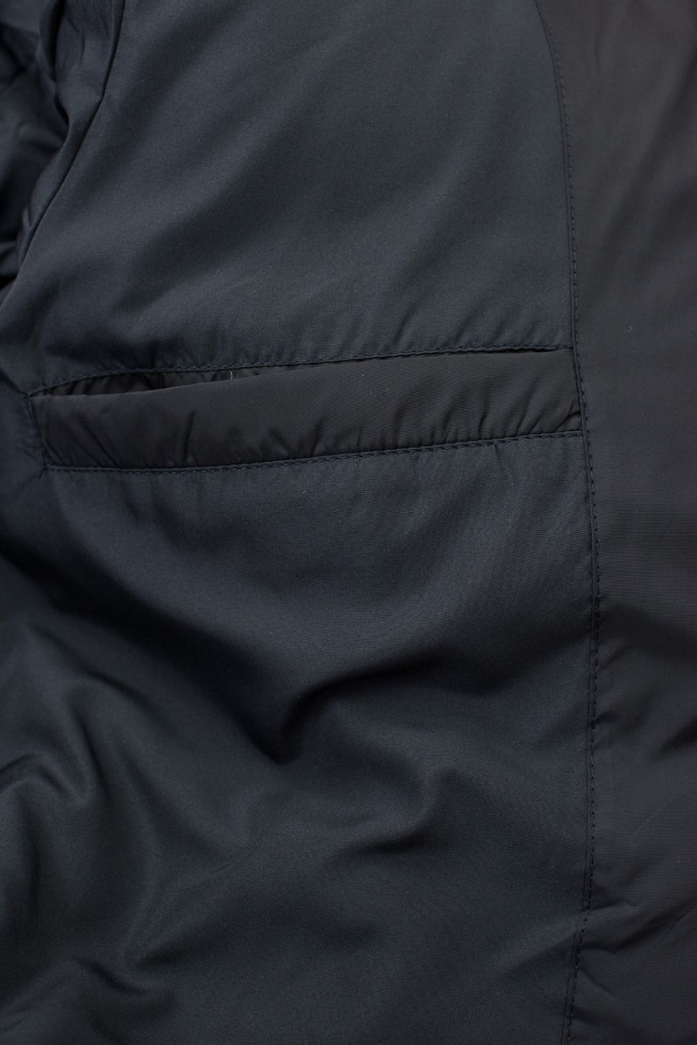 Szara długa kurtka zimowa z futerkiem