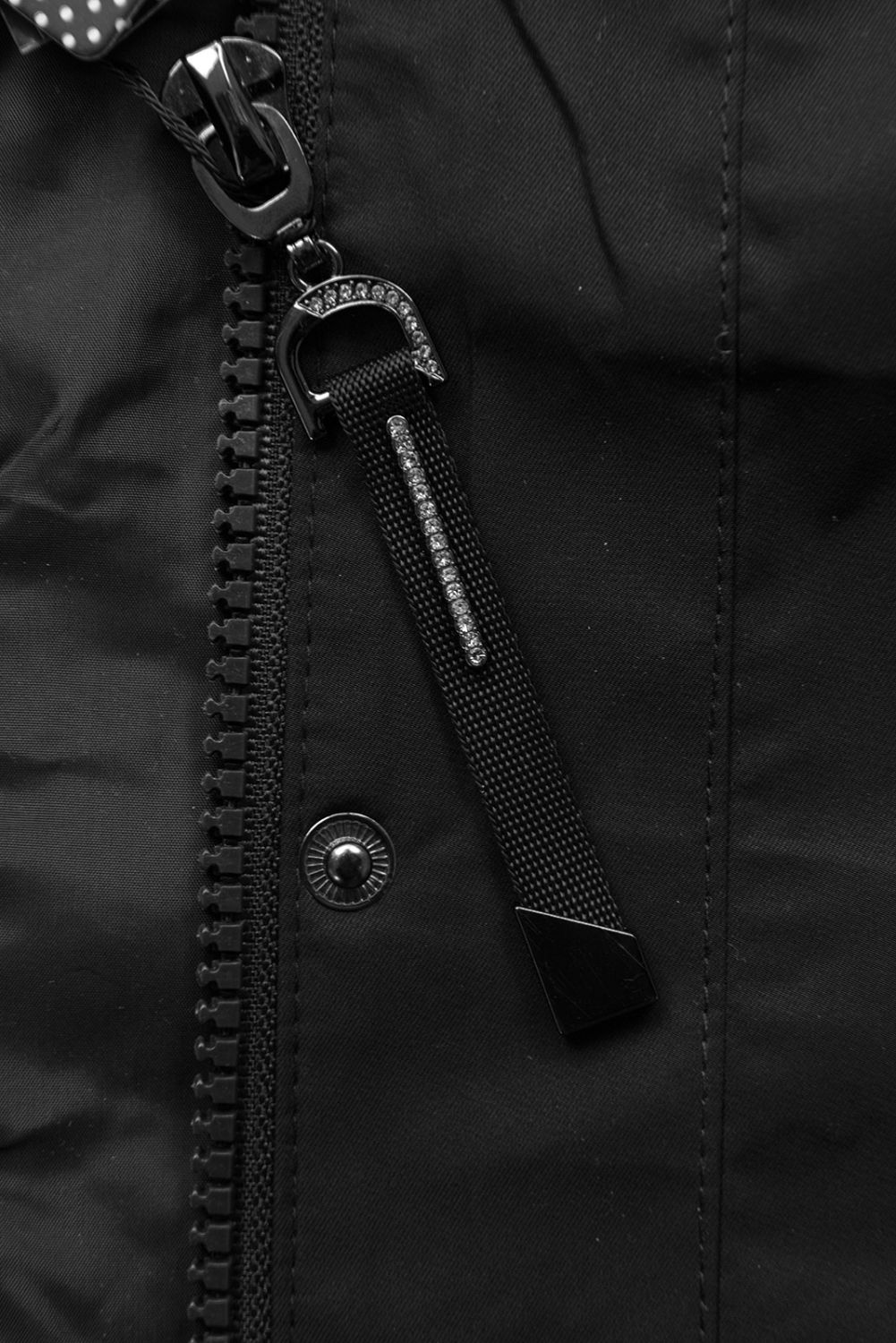 Trenchcoat z paskiem czarny