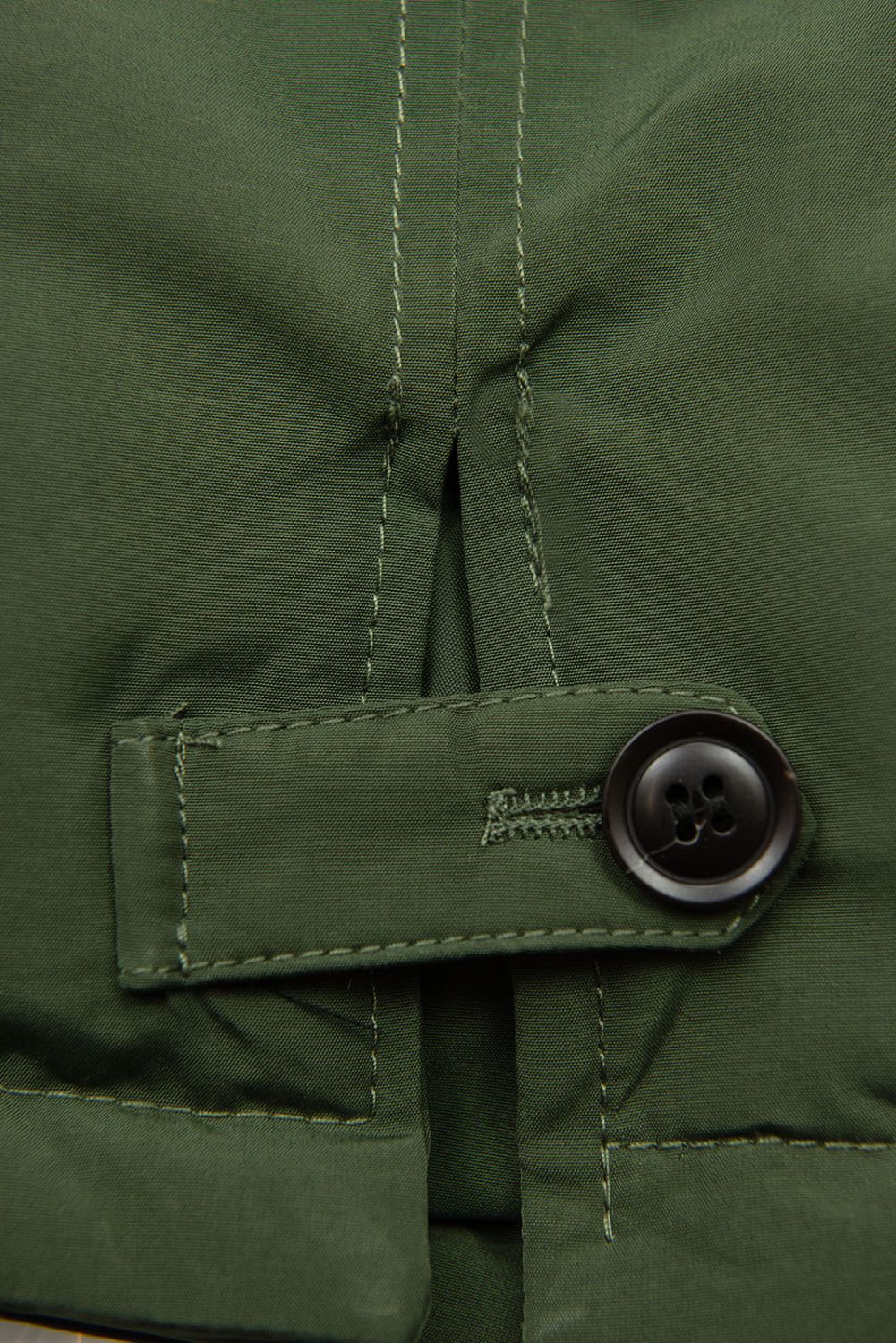 Army zielona parka z odpinanym sztucznym futerkiem