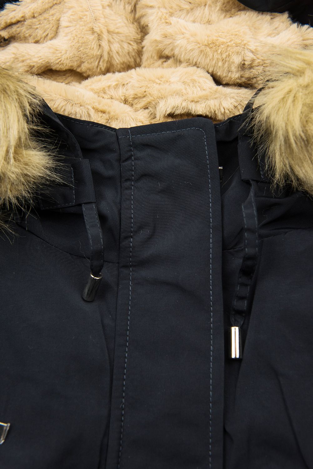 Granatowa parka z odpinaną wewnętrzną podszewką