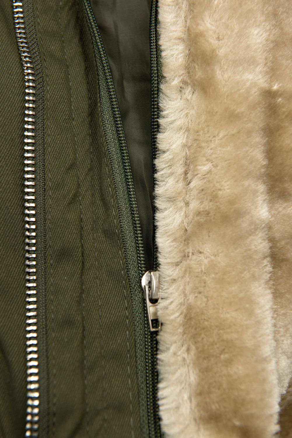 Khaki parka z odpinaną pluszową podszewką