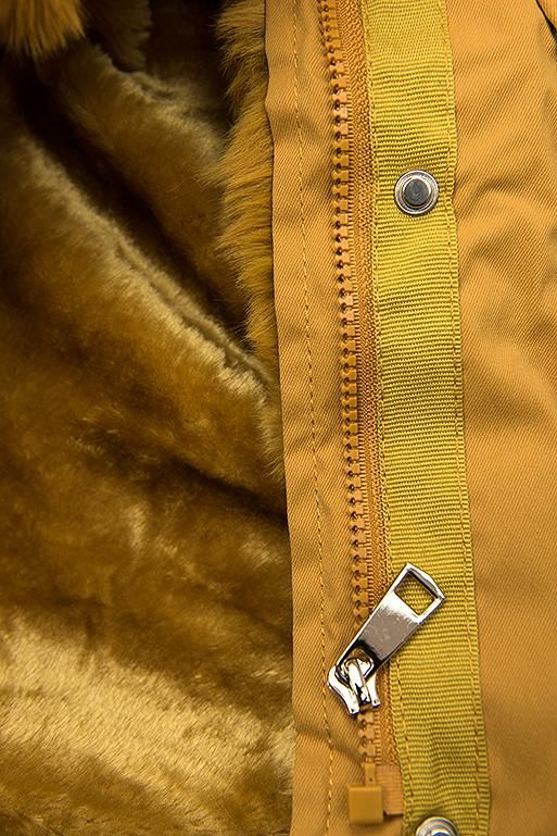 Żółta parka z żółtą futerkową podszewką