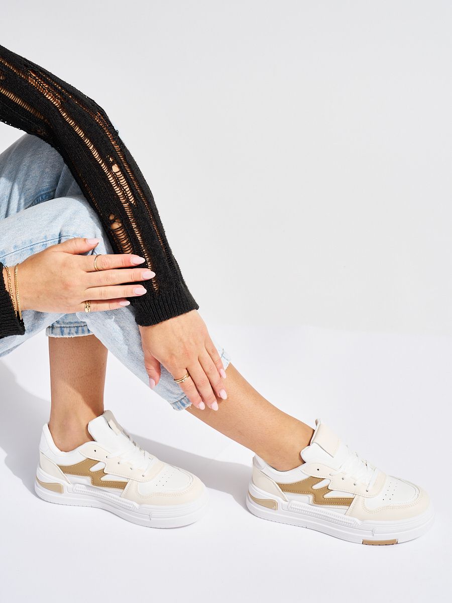 Biało-beżowe sneakersy na platformie