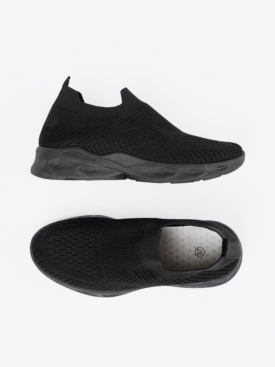 Czarne sneakersy LIBERO