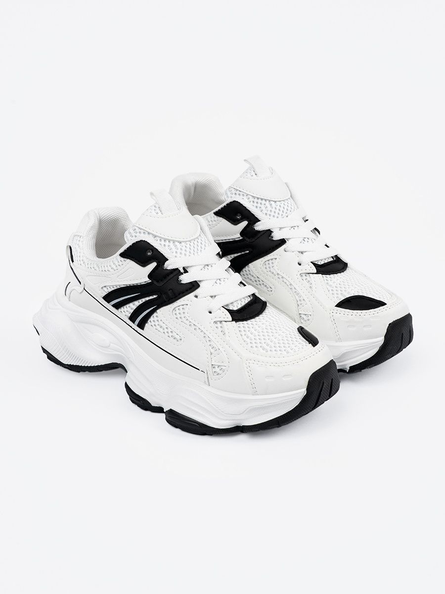Sneakersy na grubej podeszwie białe