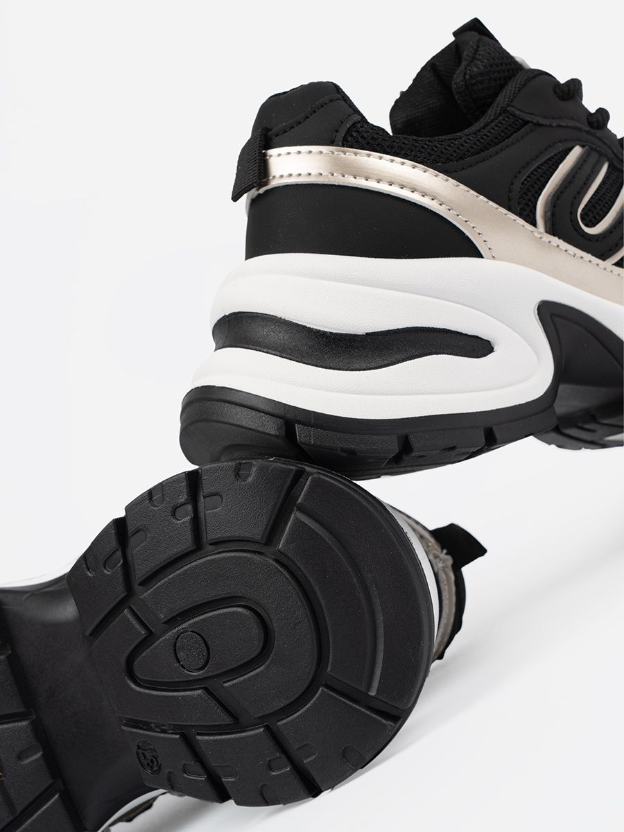 Czarne damskie sneakersy ze złotymi wstawkami