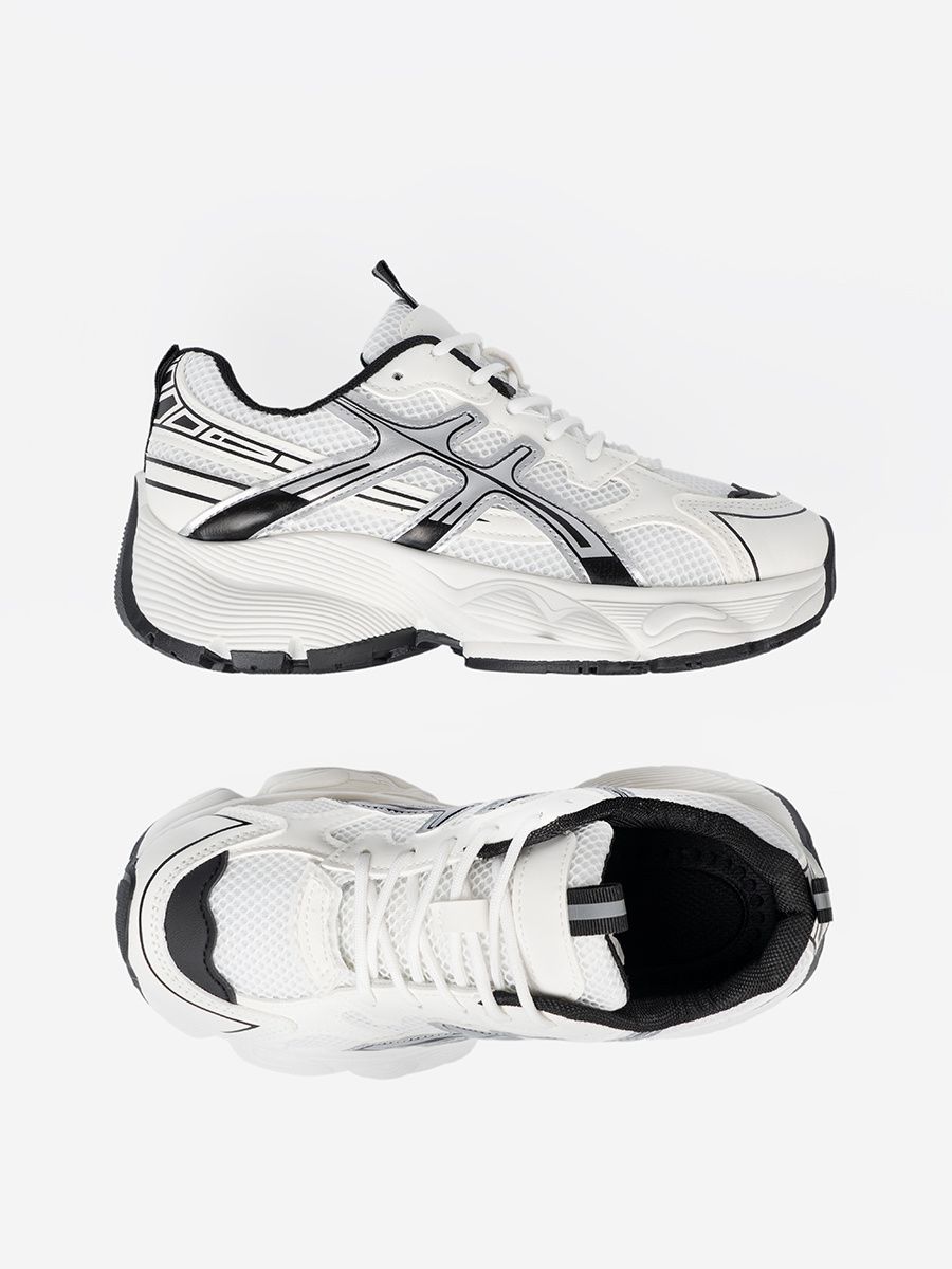 Biało-czarne wygodne sneakersy z siatką
