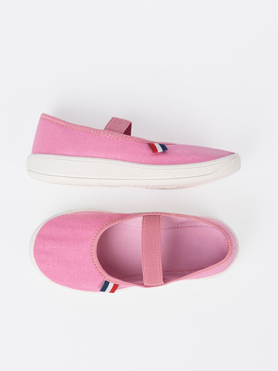 Lekkie różowe buty z elastycznym paskiem
