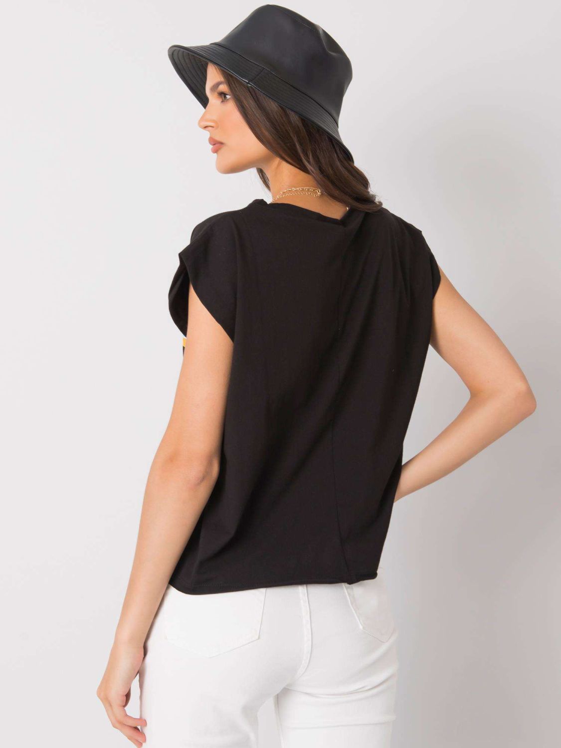 Czarny damski t-shirt z nadrukiem