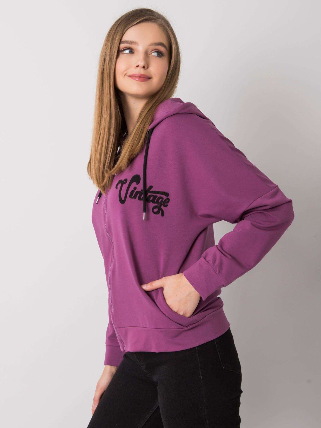 Fioletowa bluza rozpinana z kapturem