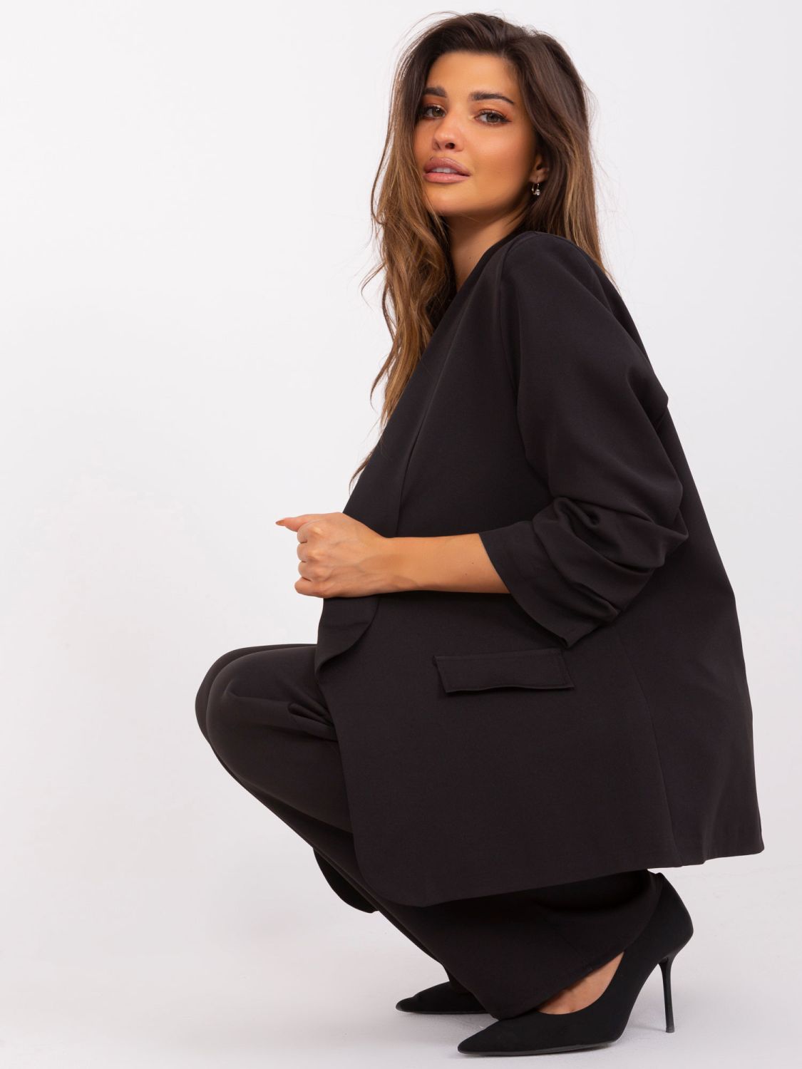 Elegancka czarna marynarka