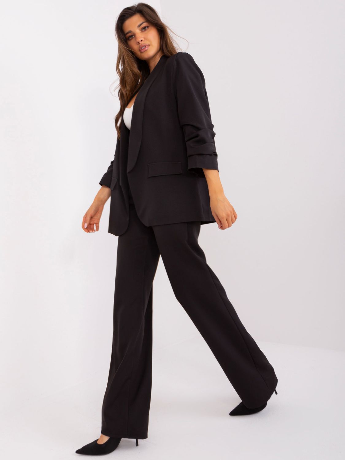 Elegancka czarna marynarka