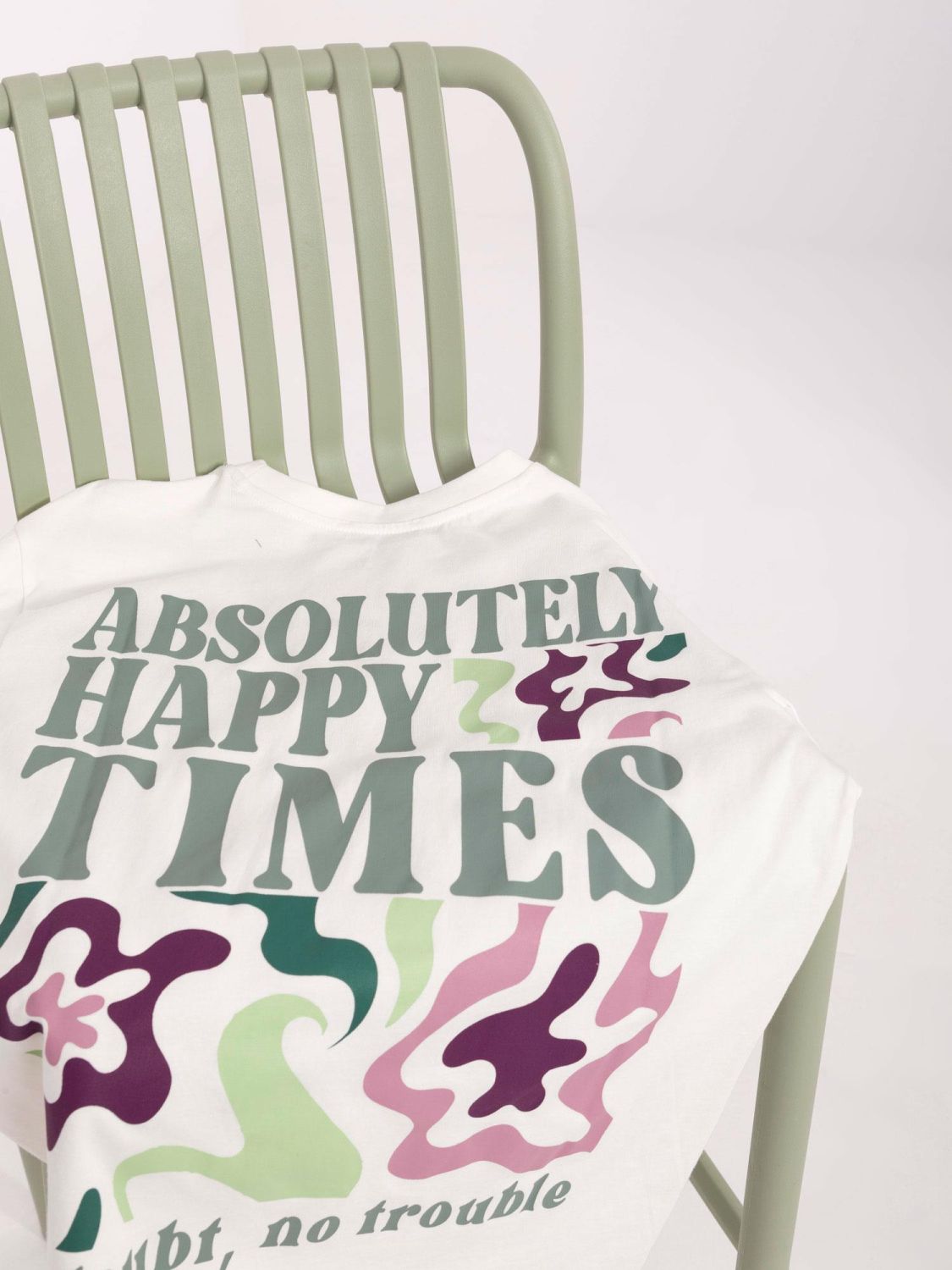 Biały t-shirt z napisem