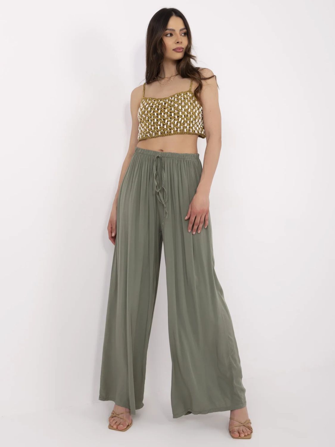 Stylowe khaki spodnie z wysokim stanem