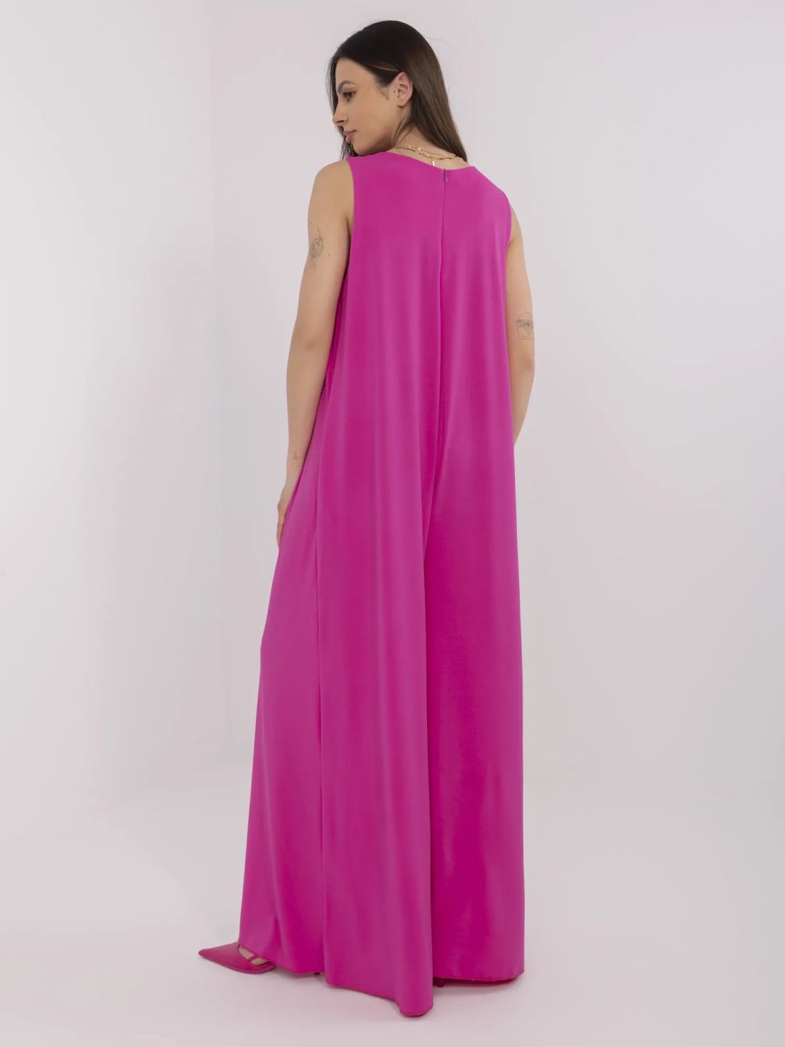 Elegancki fuksjowy kombinezon