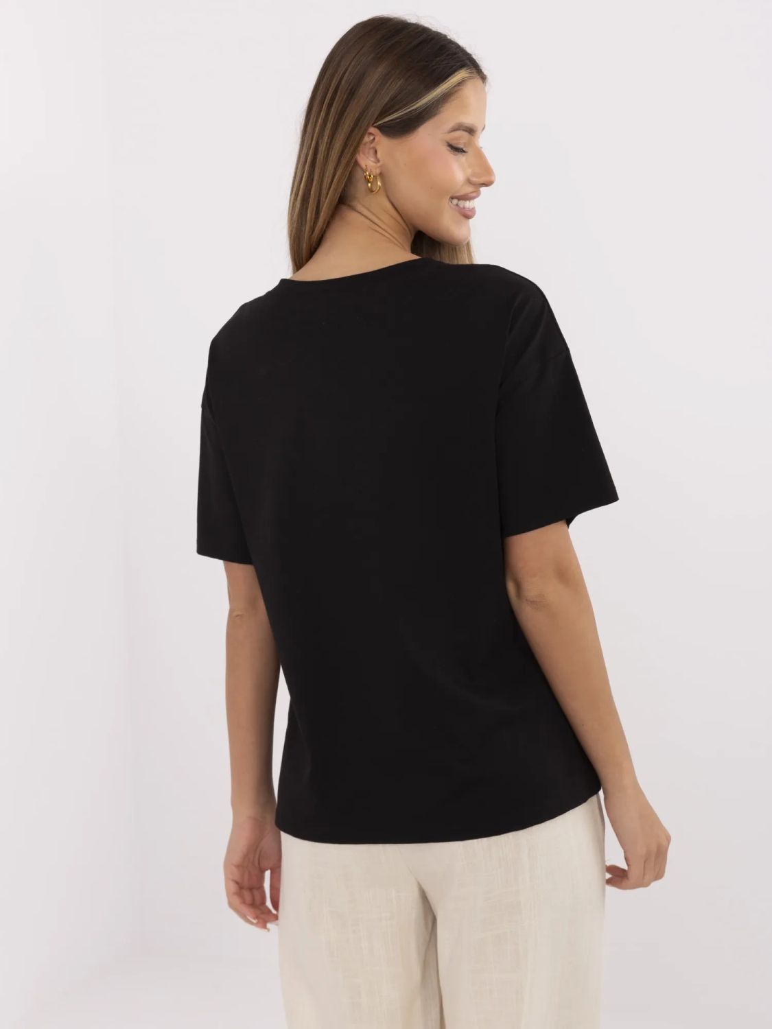 Stylowe czarne t-shirt z nadrukiem