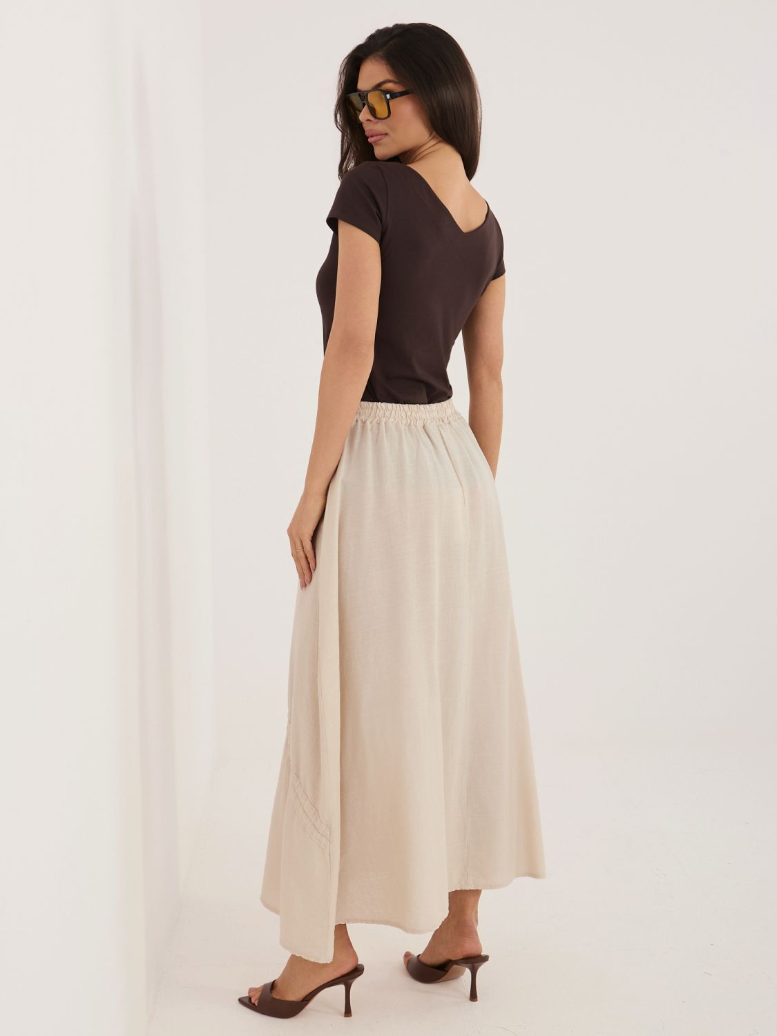 Beżowa spódnica midi z wiązaniem