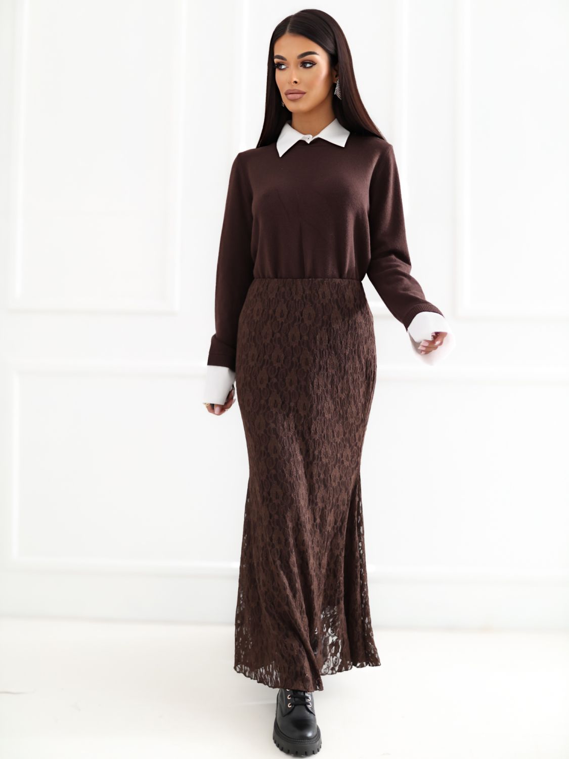Elegancki brązowy sweter polo