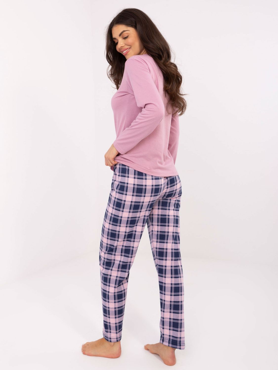 Damska piżama z długim rękawem w różową kratkę