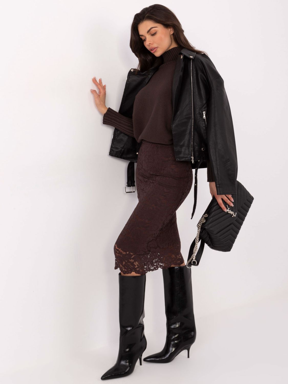 Elegancka spódnica midi z koronką i podszewką, brązowa