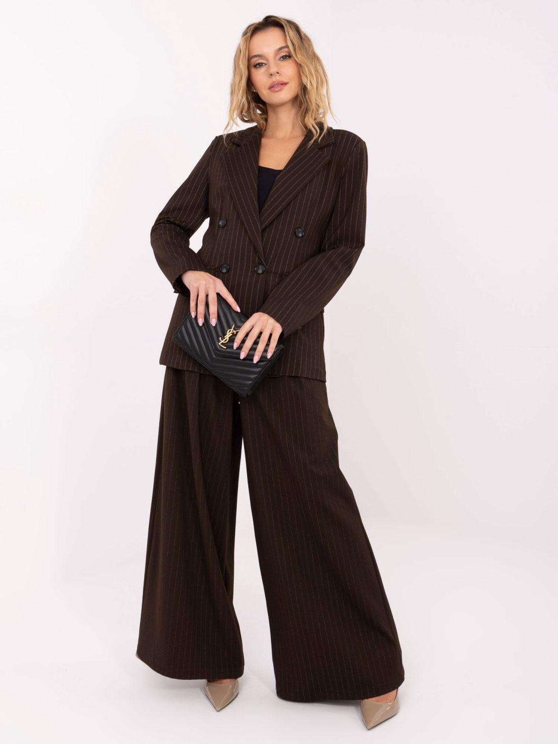 Elegancka brązowa marynarka w paski