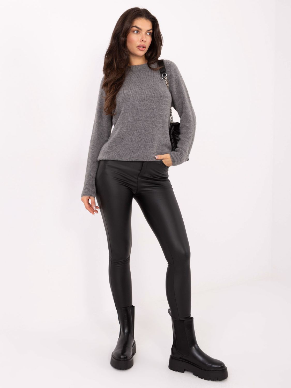 Ciemnoszary sweter z alpaki