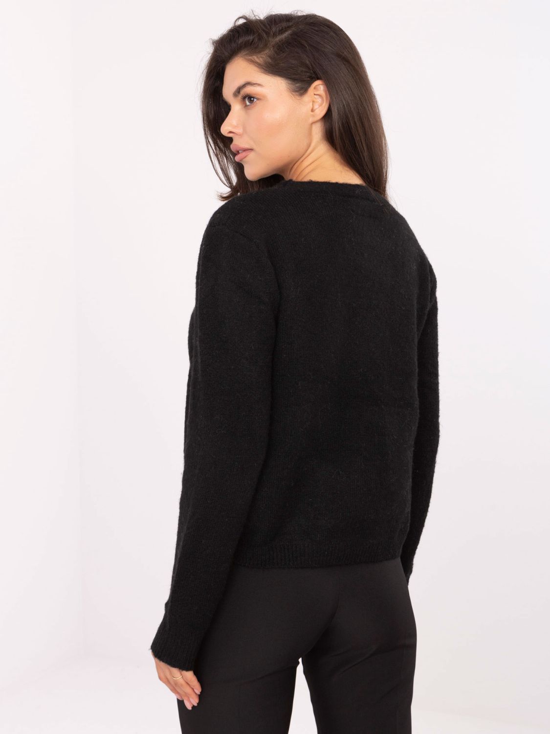 Elegancki czarny sweter z koronką