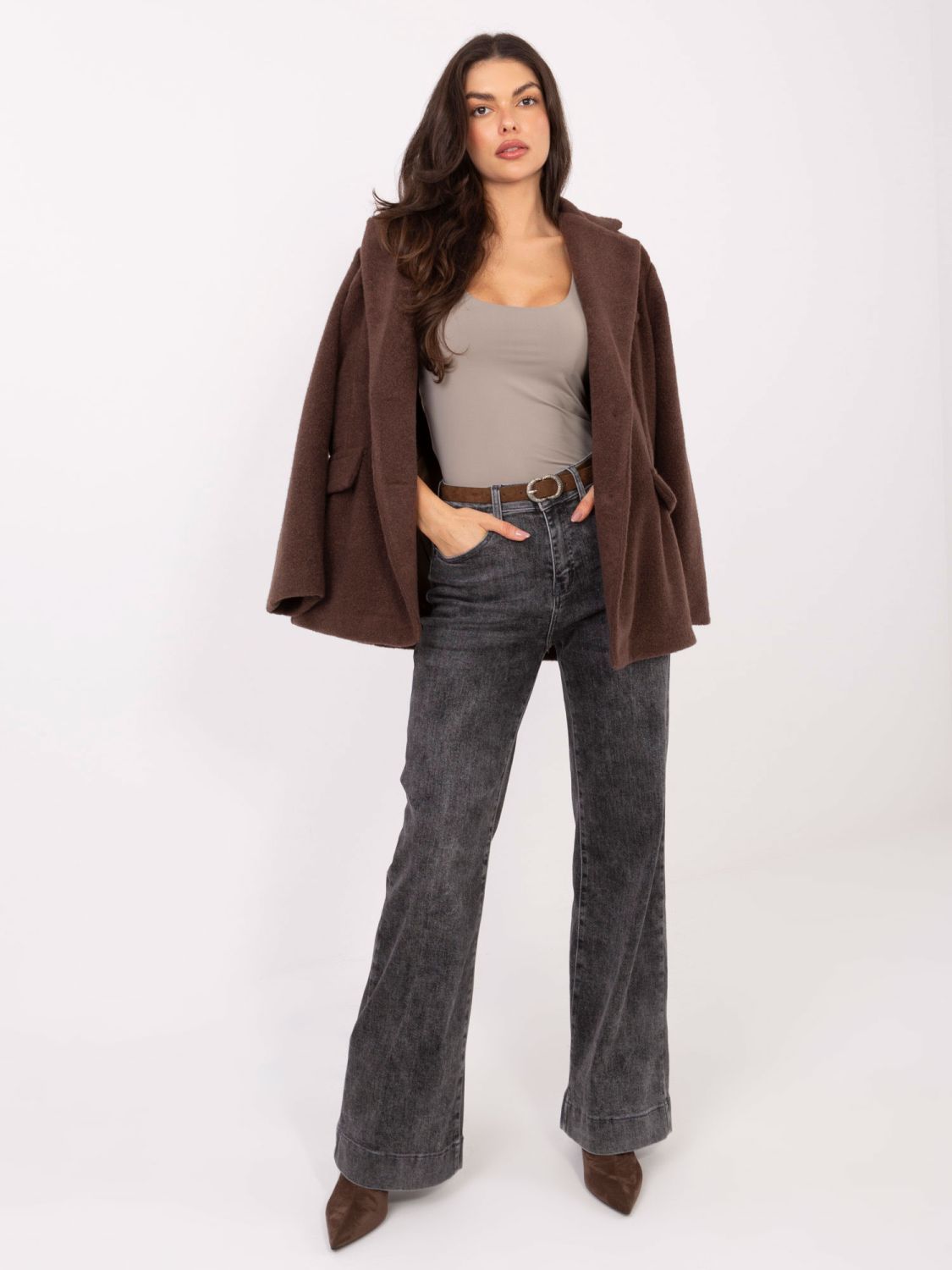 Beżowy gładki top bez rękawów