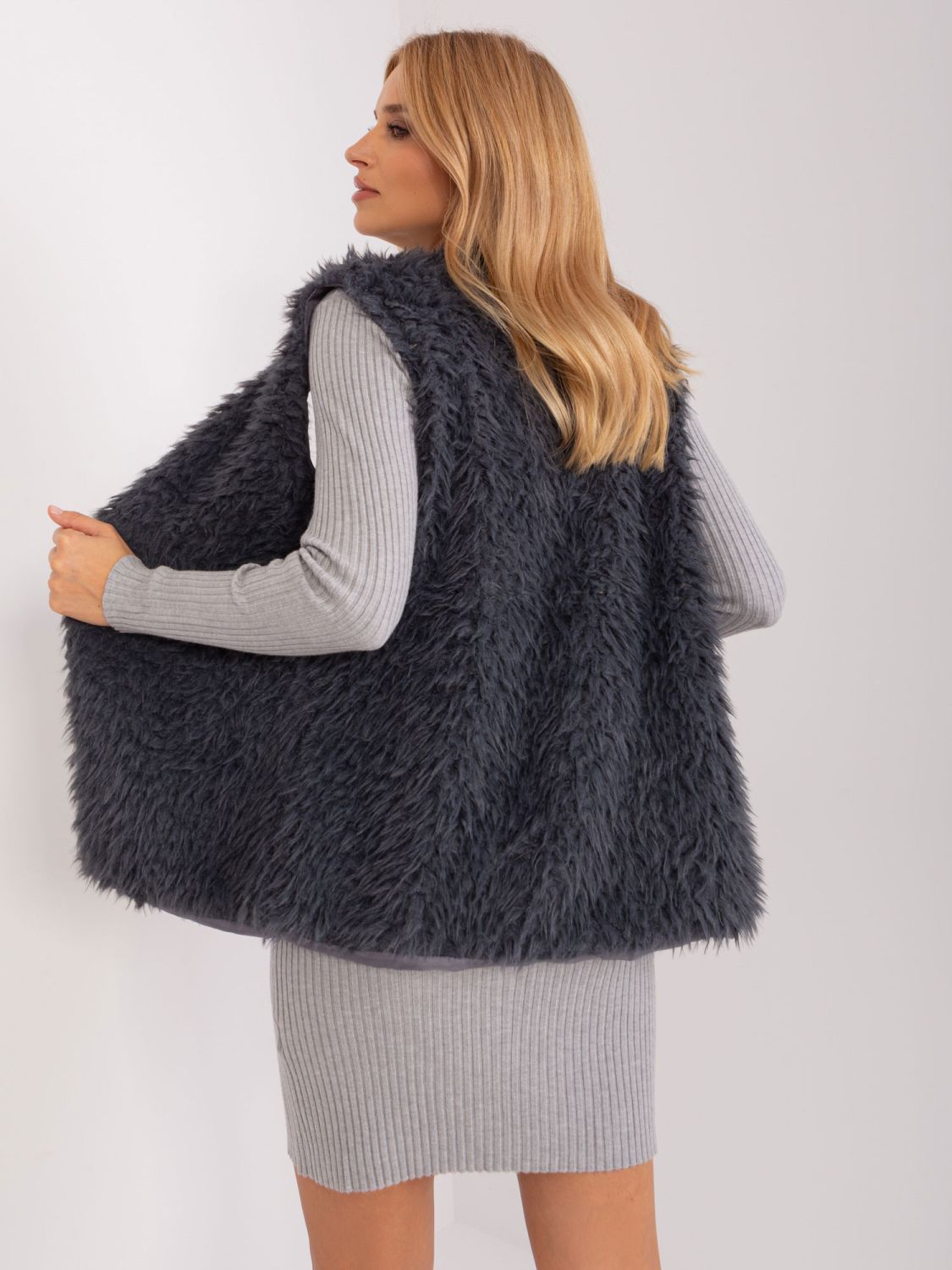 Grafitowa damska kamizelka z podszewką