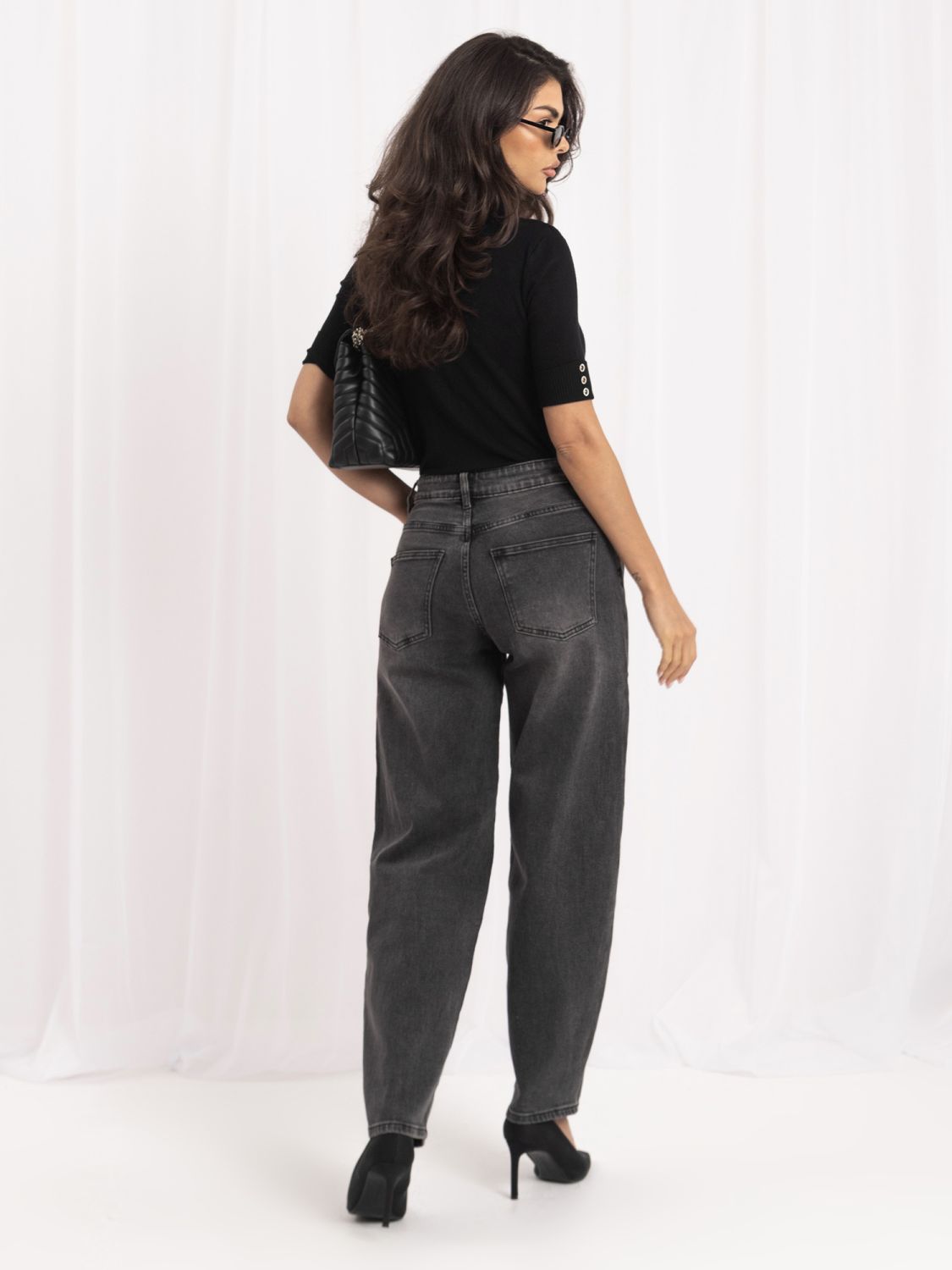 Ciemnoszare jeansy balloon fit z wysokim stanem