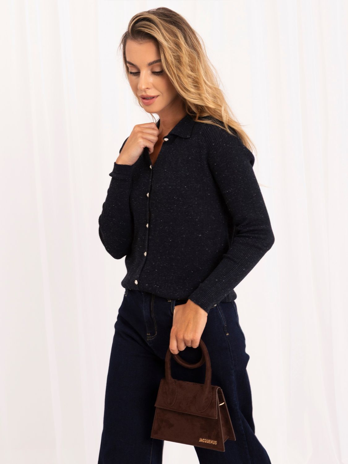 Elegancki granatowy sweter polo z kołnierzykiem