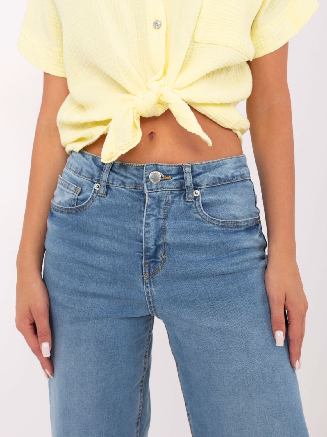 Damskie szerokie jeansy z wysokim stanem, jasnoniebieskie