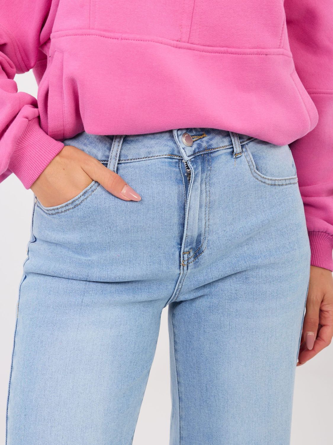 Damskie jasnoniebieskie proste jeansy