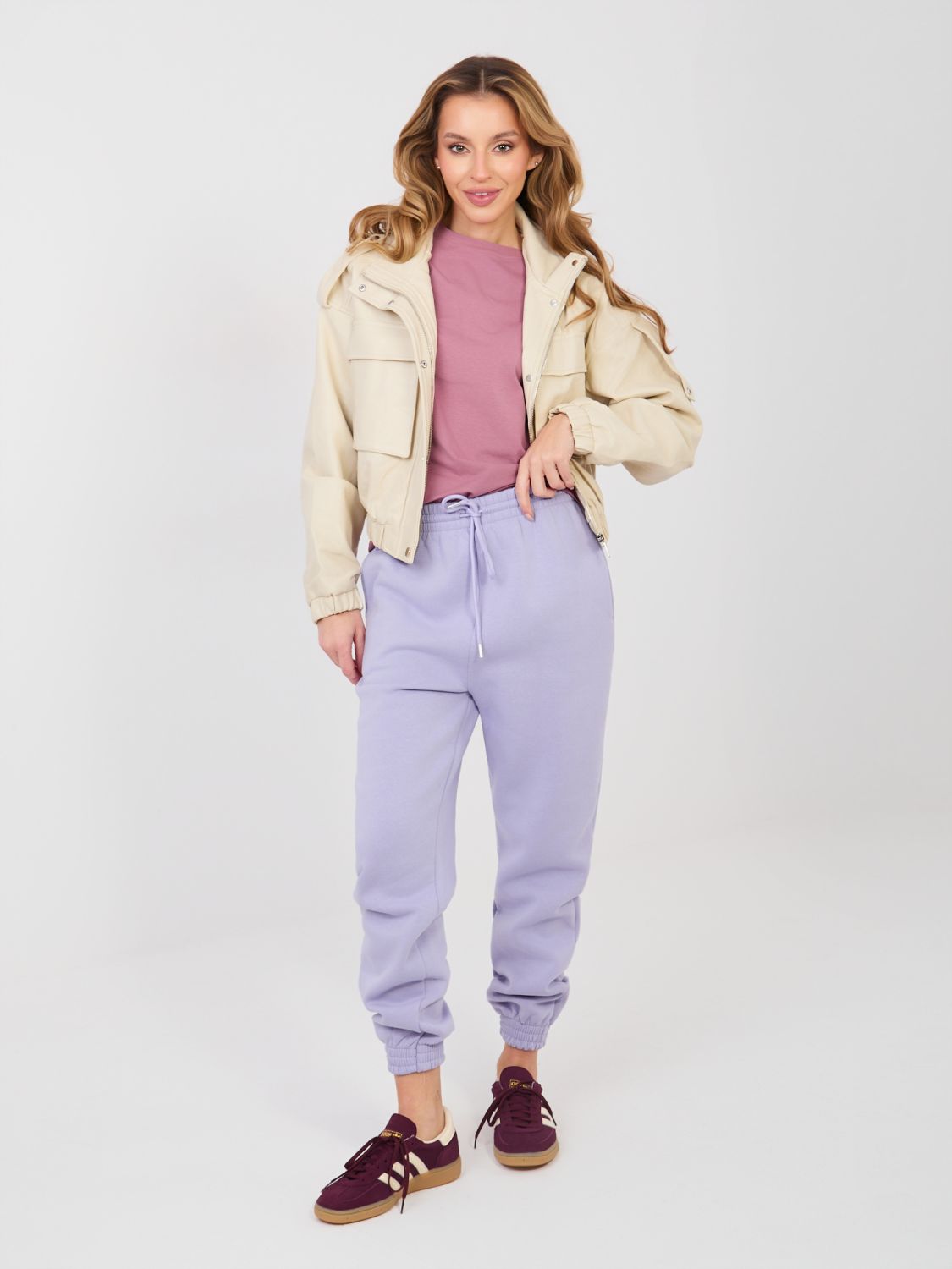 Damskie fioletowe spodnie dresowe z wysokim stanem