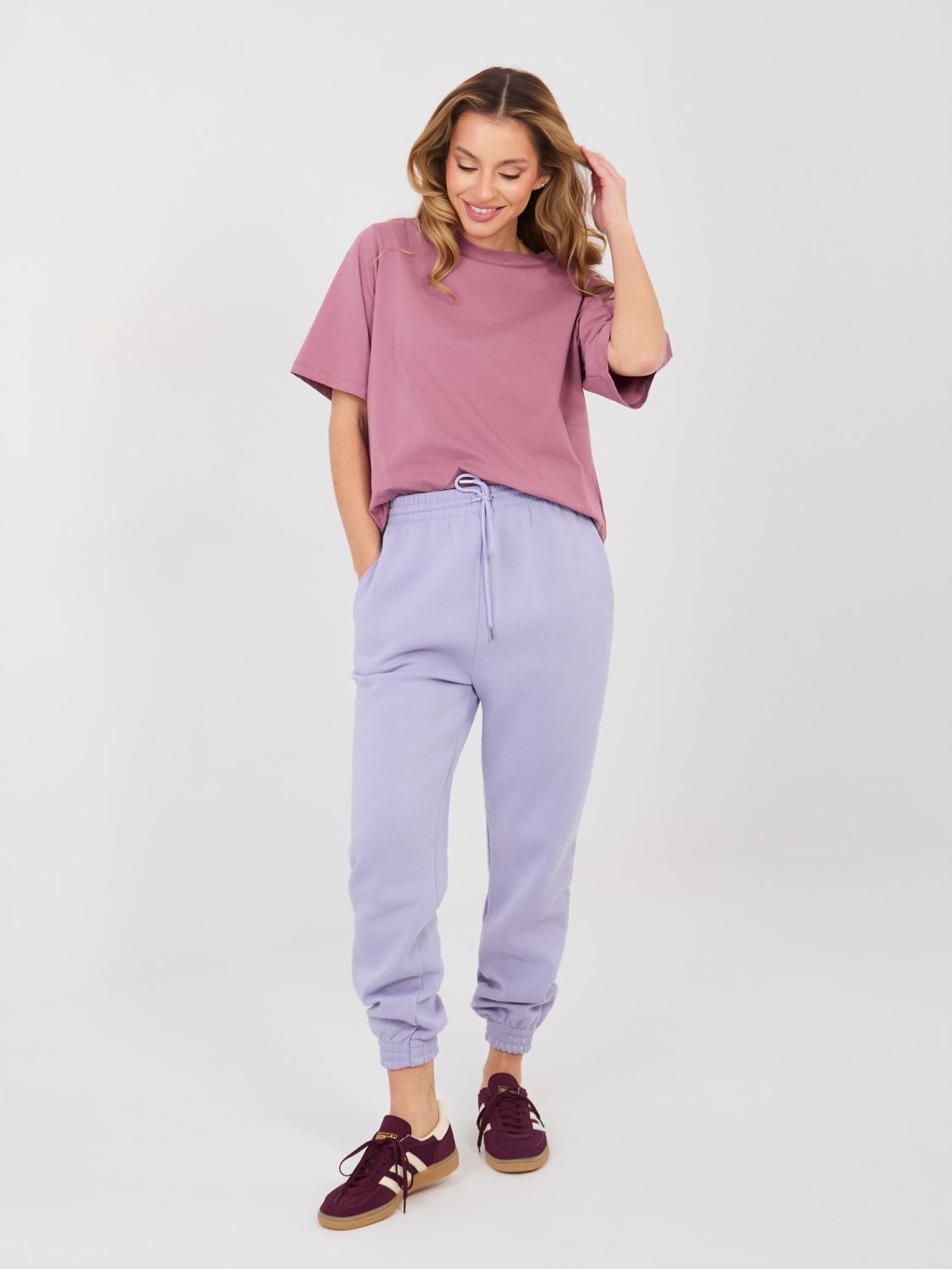 Damskie fioletowe spodnie dresowe z wysokim stanem