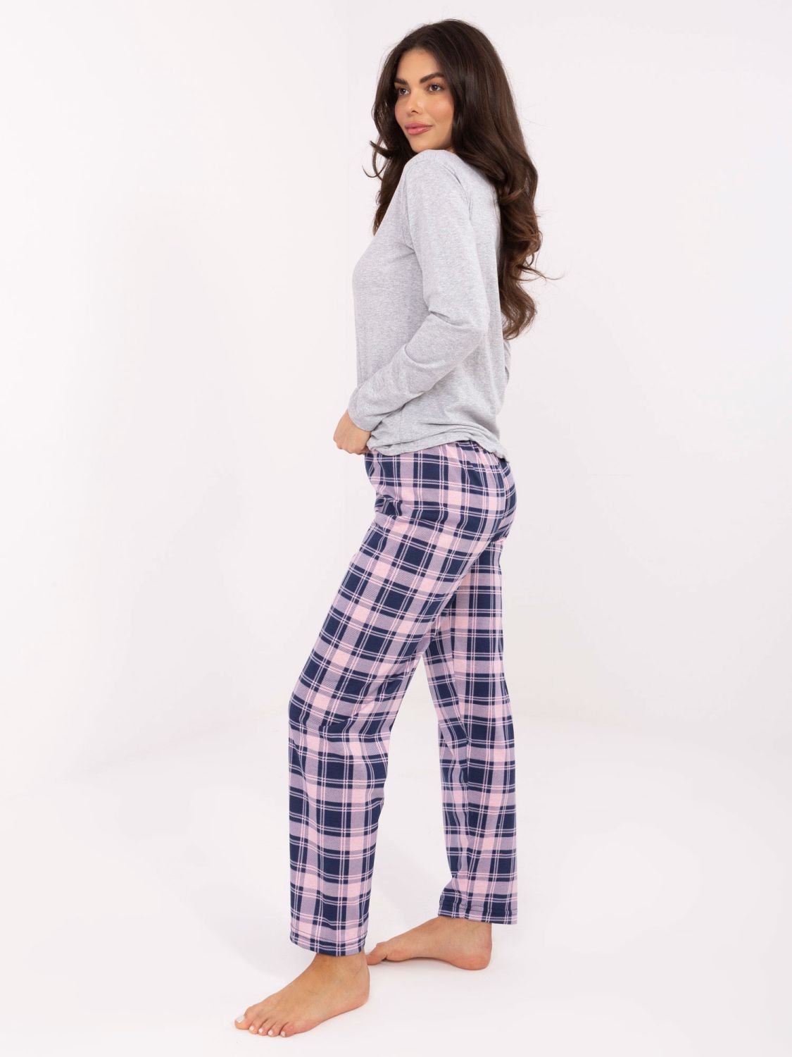 Damska szara piżama w kratkę z guzikami