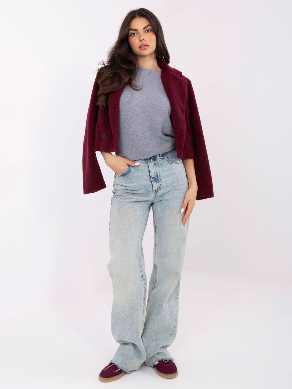 Szary gładki sweter z krótkim rękawem