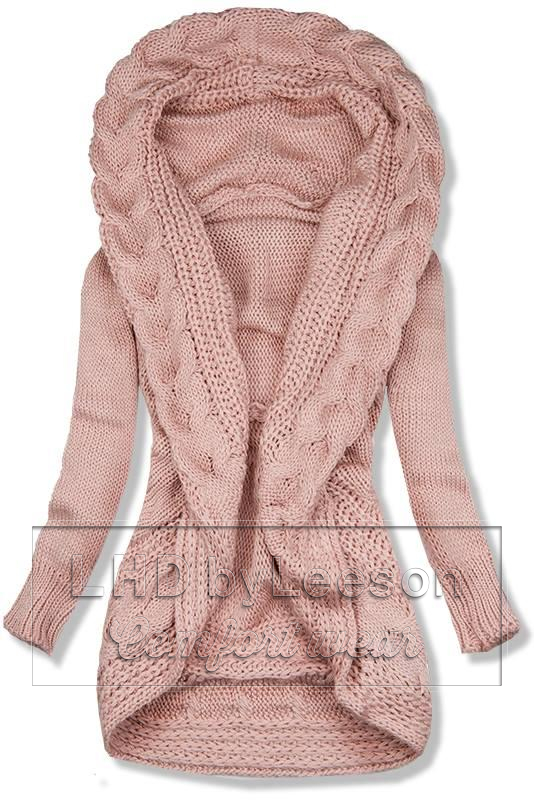 Różowy dzianinowy sweter