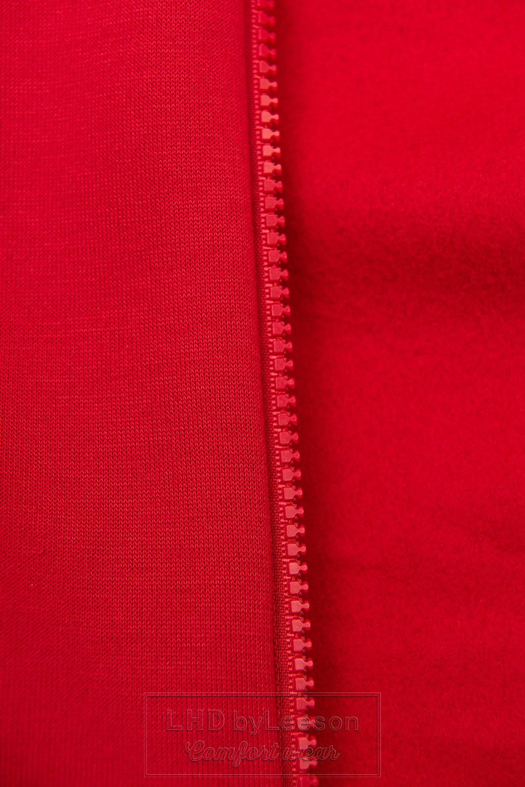Czerwona długa bluza