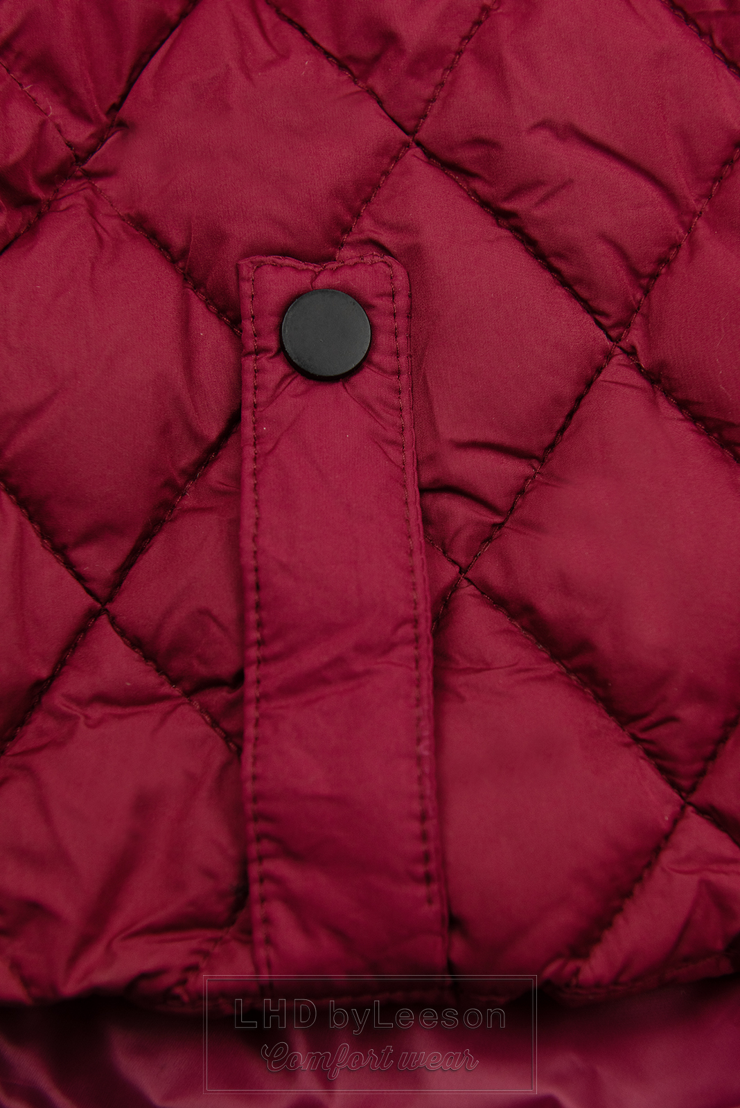 Karminowa przejściowa pikowana kurtka